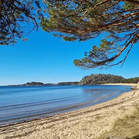 Rett Ved Stranden ماندال